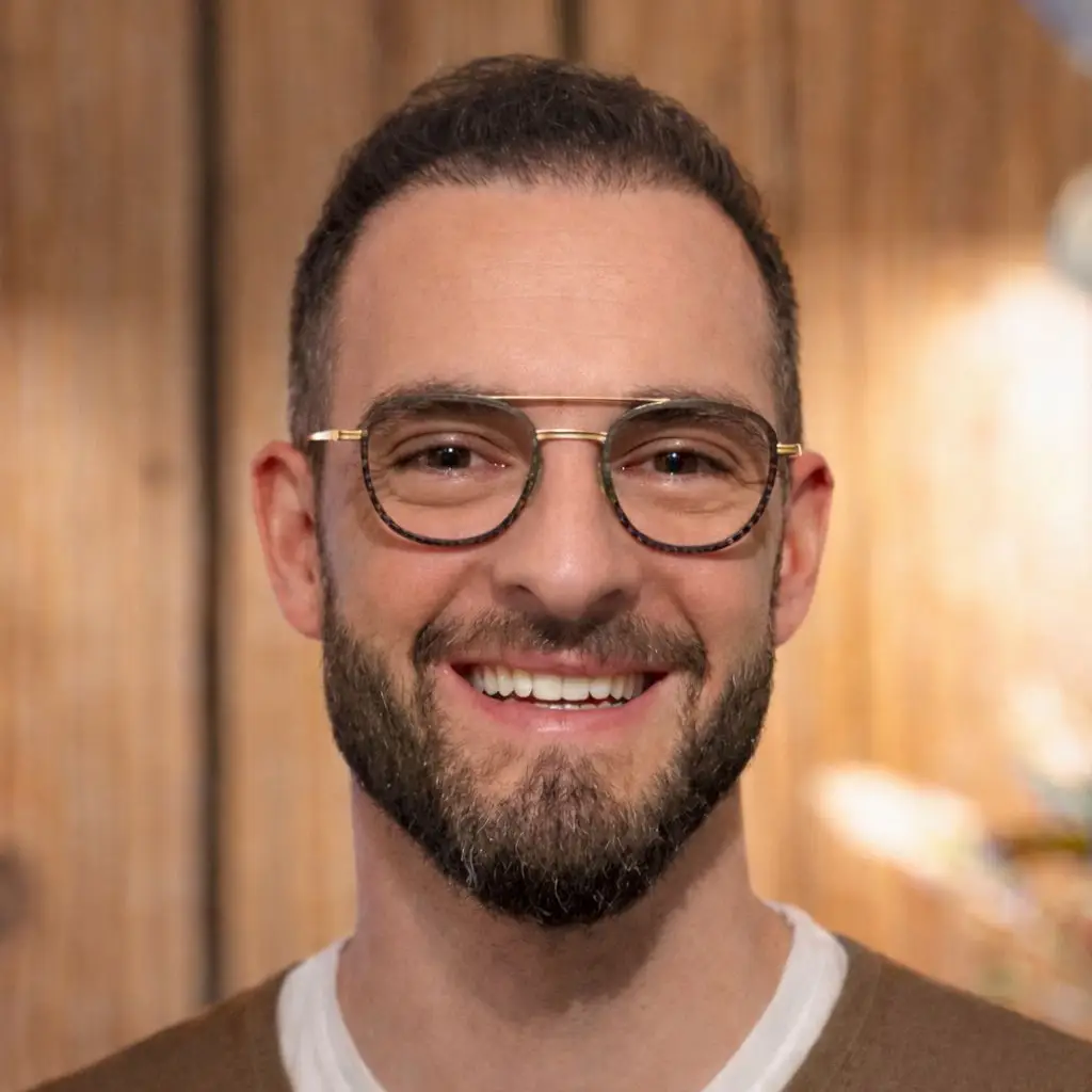 Les chevaliers du zen Fabrice barbe lunettes pull bois ASCA RME Fiez Yverdon